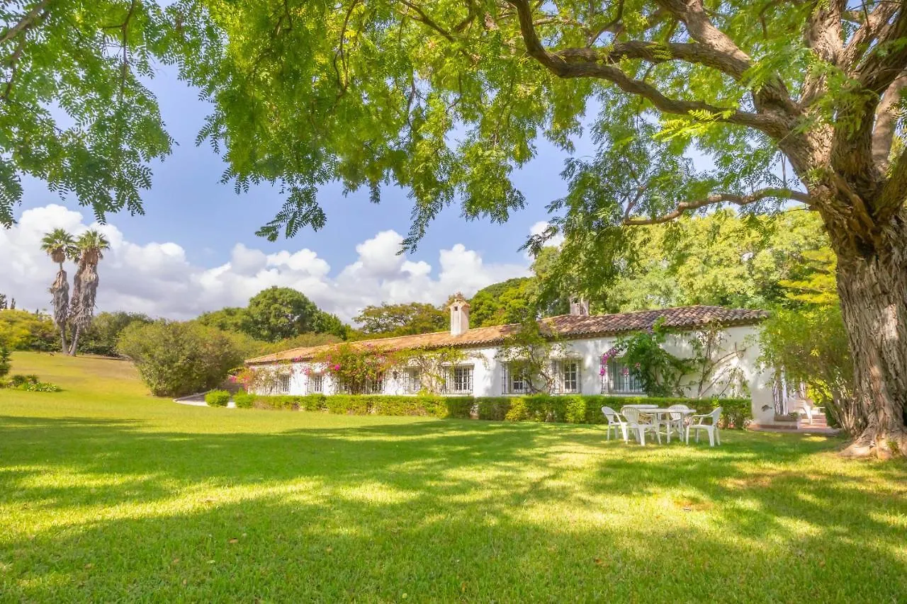 Cortijo Villa Padierna El Lago إِستيبونا