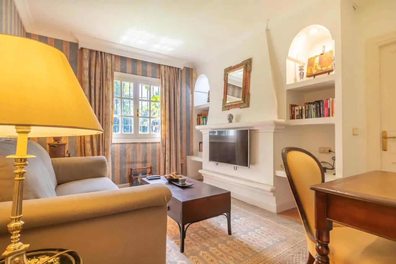 Cortijo Villa Padierna El Lago إِستيبونا إسبانيا